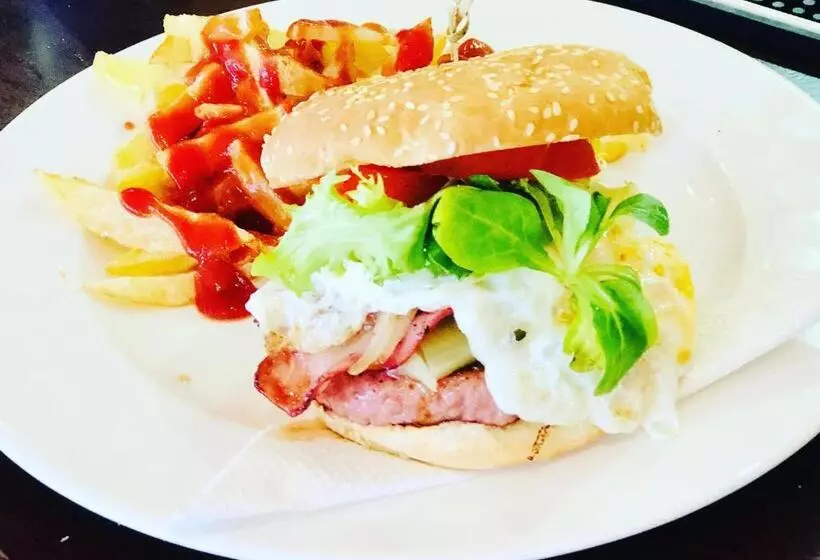 Hostal Alhambra  Adults Only