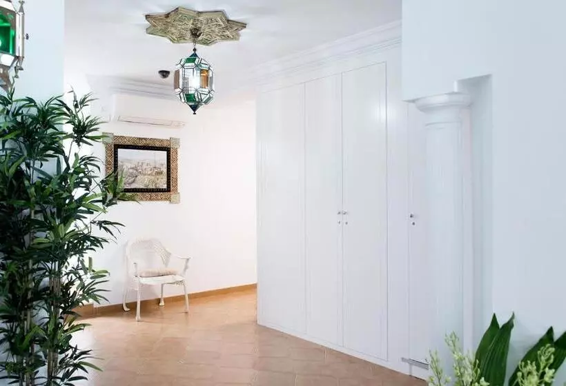 Hostal Alhambra  Adults Only