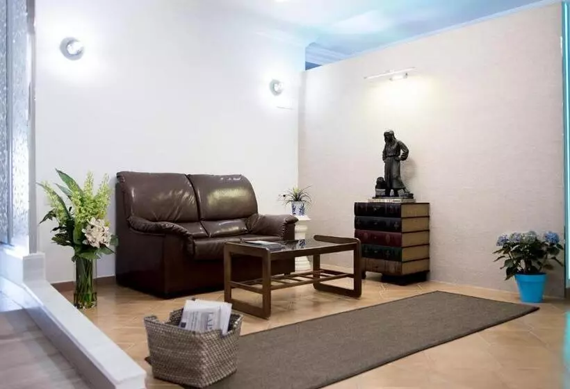 Hostal Alhambra  Adults Only