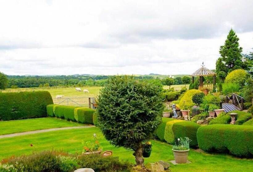 Hotel Ashcroft Farmhouse