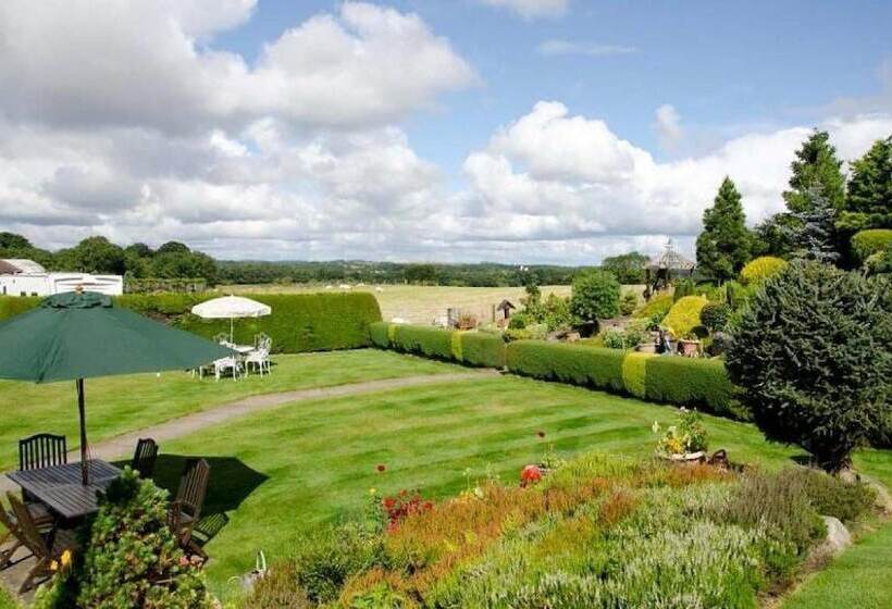 Hotel Ashcroft Farmhouse