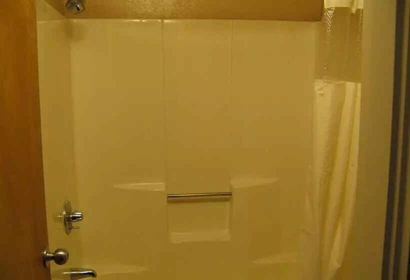 هتل Inn At Portland