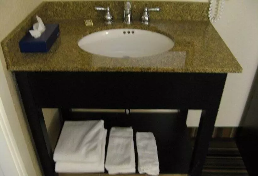 هتل Inn At Portland
