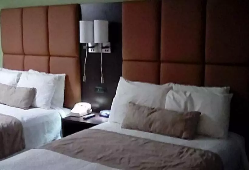 هتل Inn At Portland