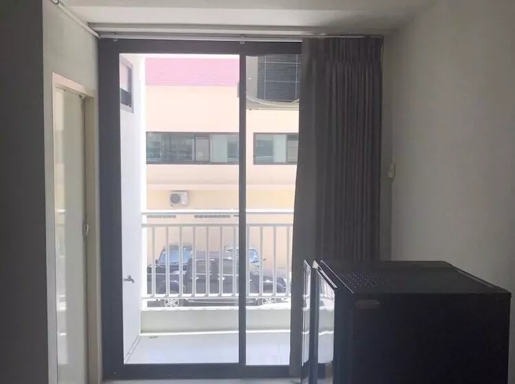 هتل Nonriver Place
