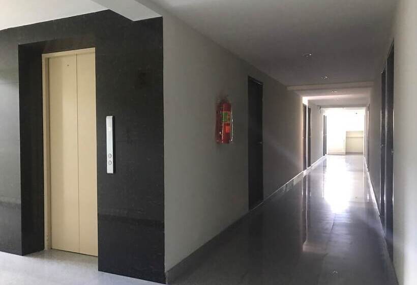 Hotel Nonriver Place