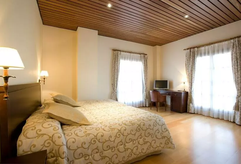 Maaseutuhotelli De Bodegas Hacienda Albae