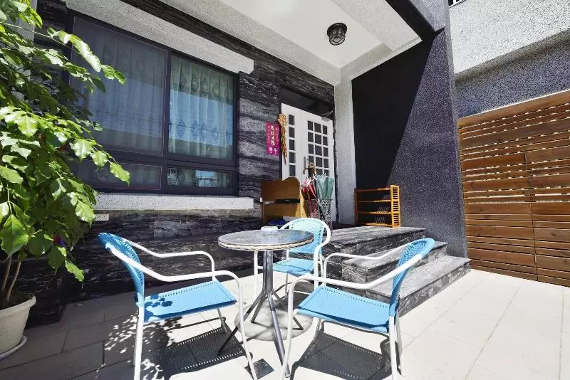 پانسیون Avenue B&b