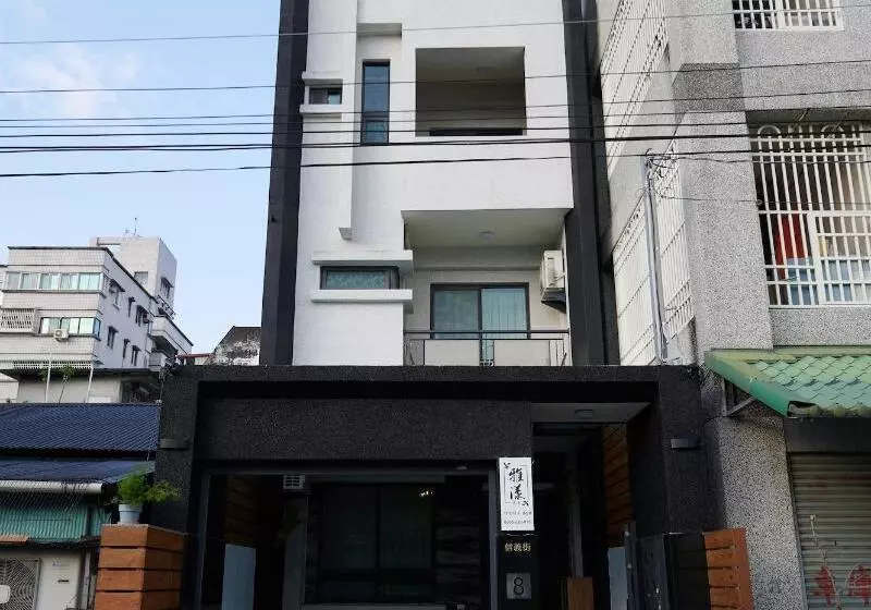 پانسیون Avenue B&b