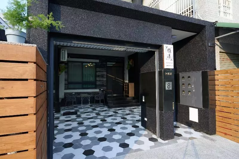 پانسیون Avenue B&b