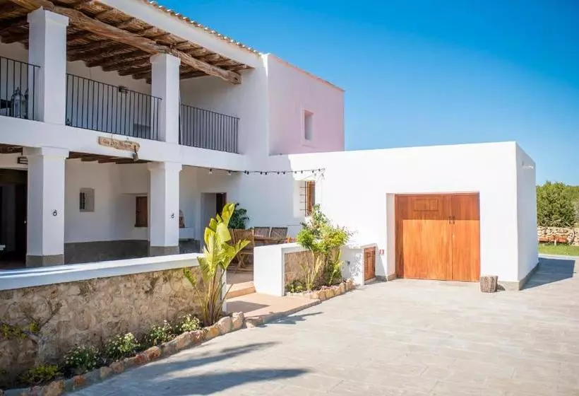 Villa Es Cubells Town