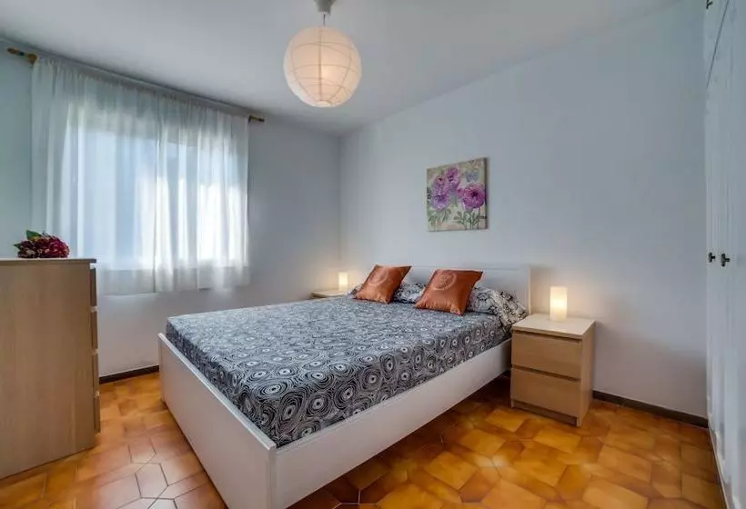 Vivalidays Villa Genis Barcelona