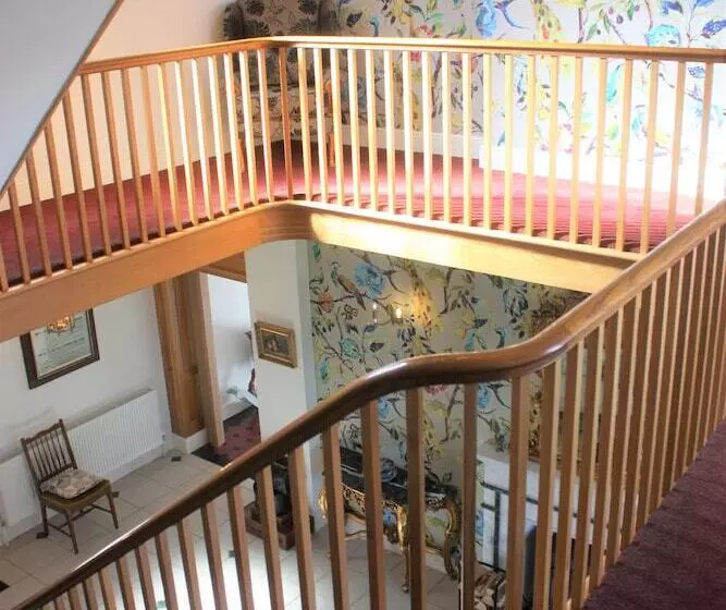 Eagle House  Award Winning B&b And Apartment
