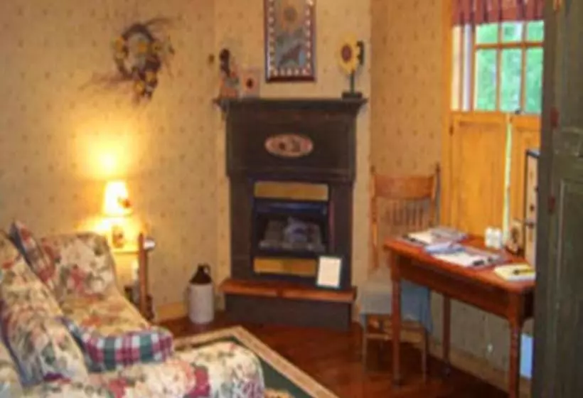 تختخواب و صبحانه The Inn At Narrows Creek