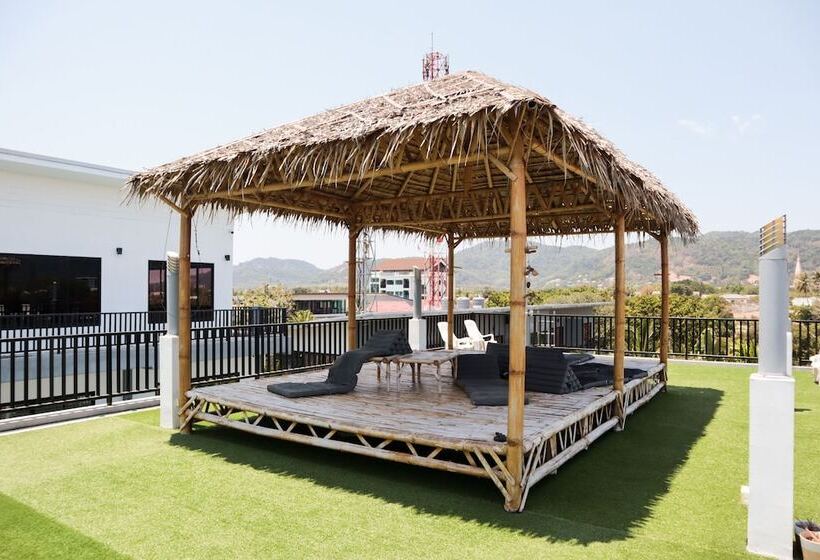 בית מלון כפרי Baan Phu Chalong