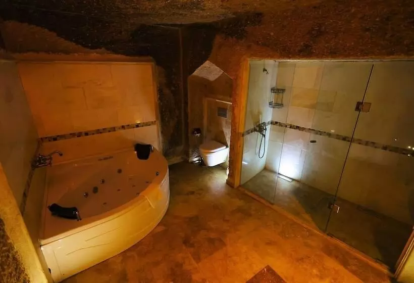 Hotelli Cappadocia Empire Cave