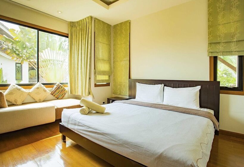 Natcha Pool Villa Pattaya