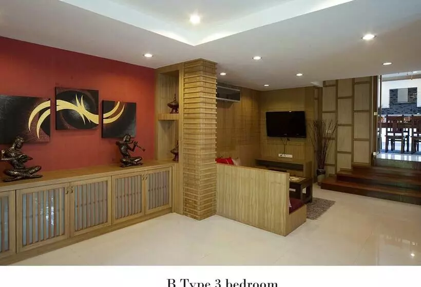 Natcha Pool Villa Pattaya