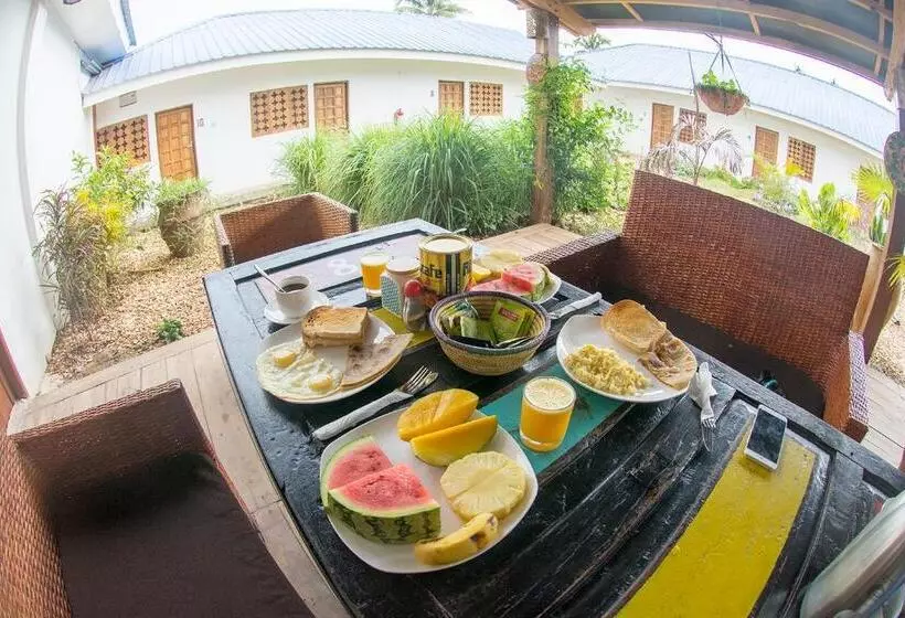 Majatalo Nungwi House