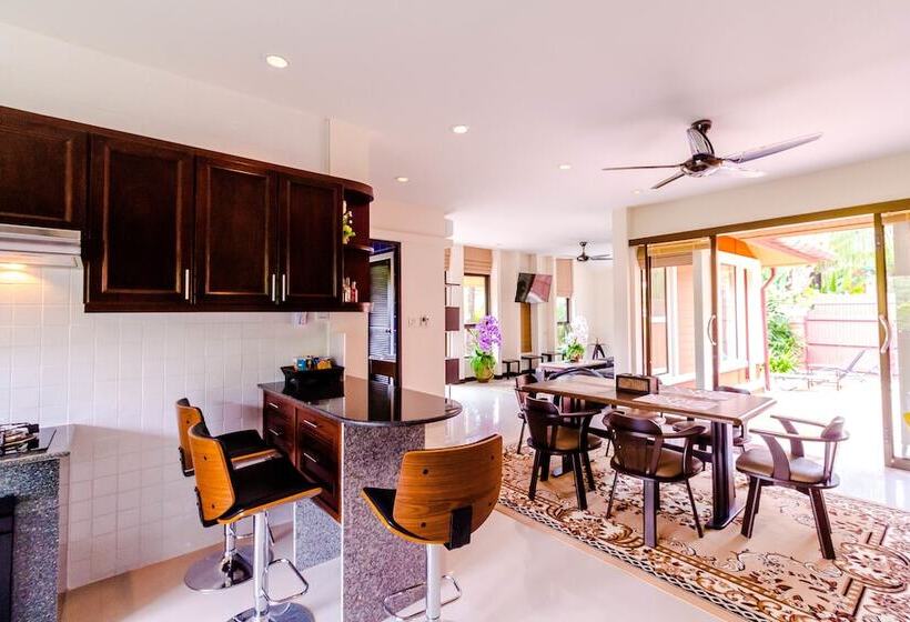 ペンション Serene Boutique Garden Resorts