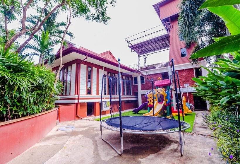 ペンション Serene Boutique Garden Resorts