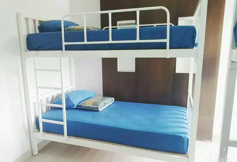 Retkeilymaja Golden Gate Guest House