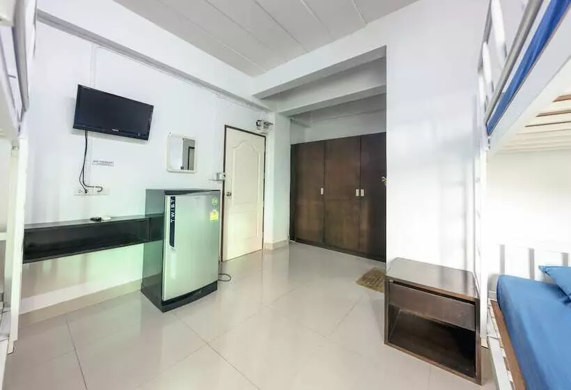 Retkeilymaja Golden Gate Guest House