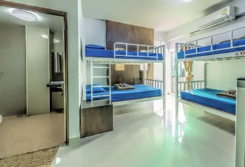 Retkeilymaja Golden Gate Guest House