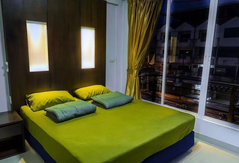 Retkeilymaja Golden Gate Guest House