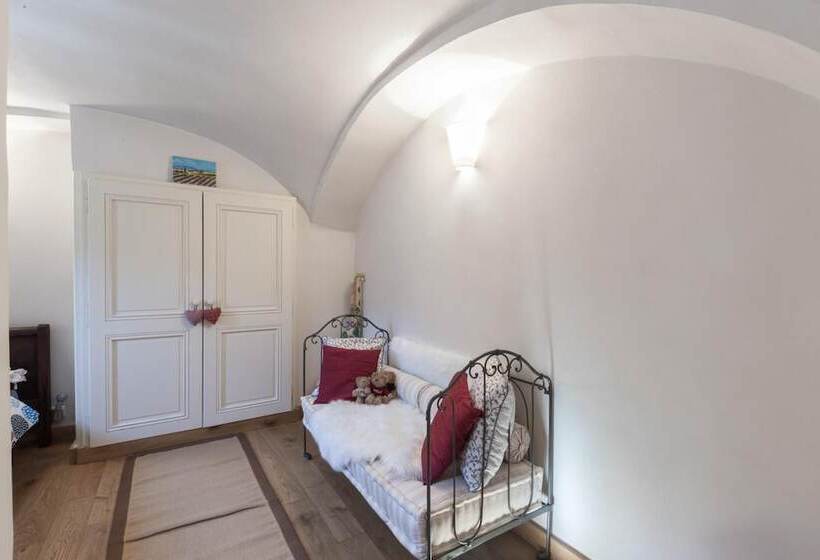 تختخواب و صبحانه Bed End Breakfast Du Centre