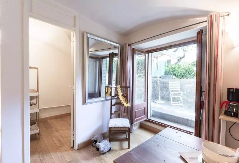 Aamiaismajoitus (B&B) Bed End Breakfast Du Centre