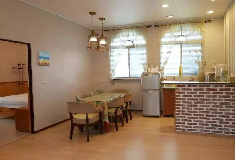 تختخواب و صبحانه Hualien Oceanbreeze Homestay