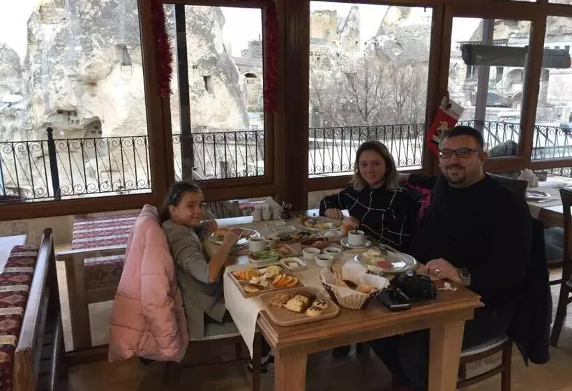 ホテル Cappadocia Ozbek Stone House