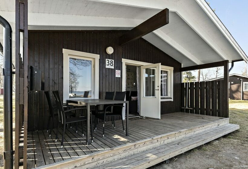 בית מלון כפרי First Camp Ekuddenmariestad