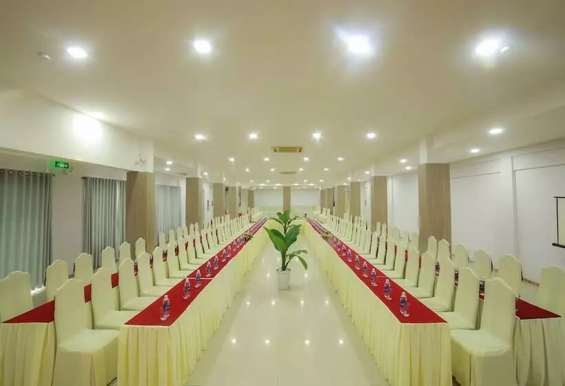 Green Hotel Danang