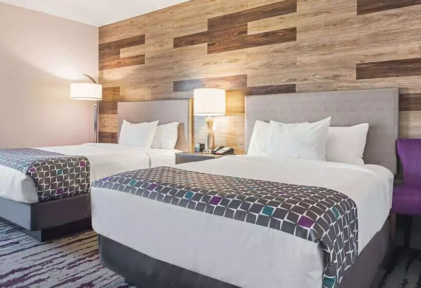 Hotelli La Quinta By Wyndham Dallas   Wylie