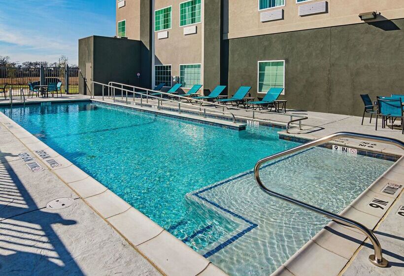 فندق La Quinta By Wyndham Dallas   Wylie