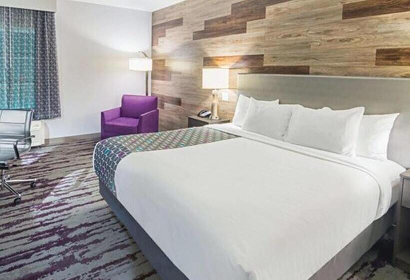 فندق La Quinta By Wyndham Dallas   Wylie