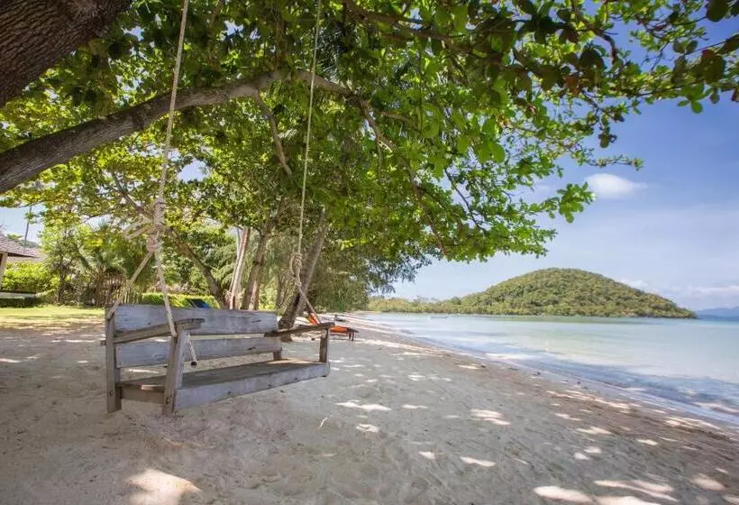 Hotelli Mira Montra Resort Koh Mak