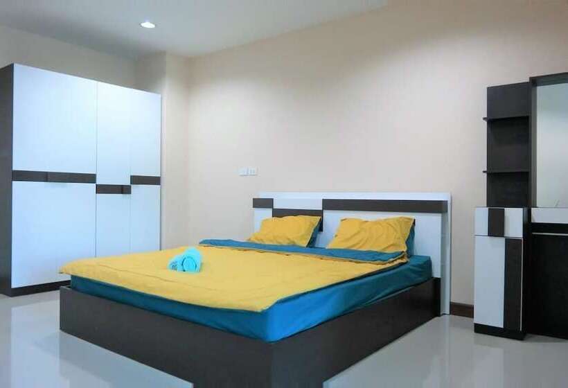 בית מלון כפרי Peerapa Place