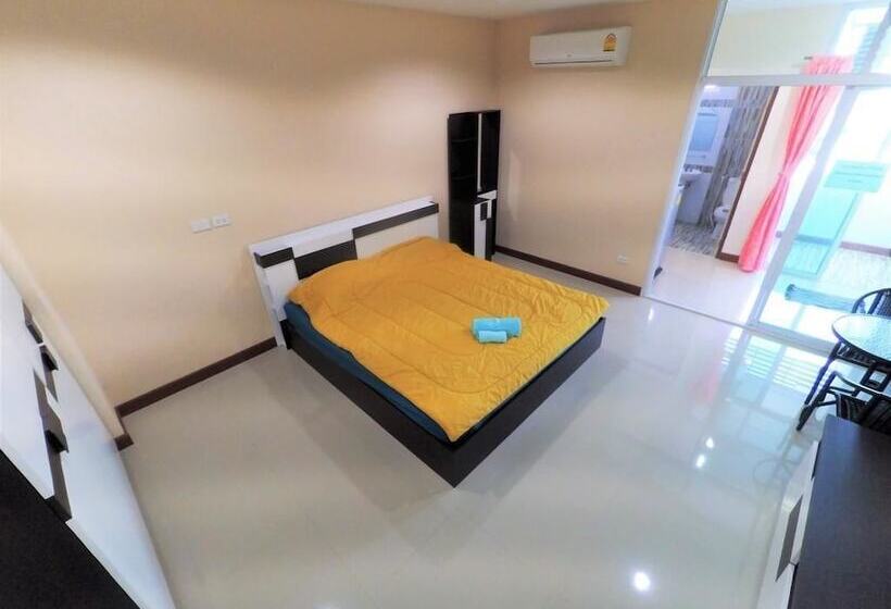 בית מלון כפרי Peerapa Place