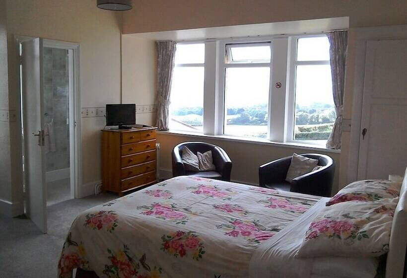 Bed and Breakfast Harepath Holidays Limited