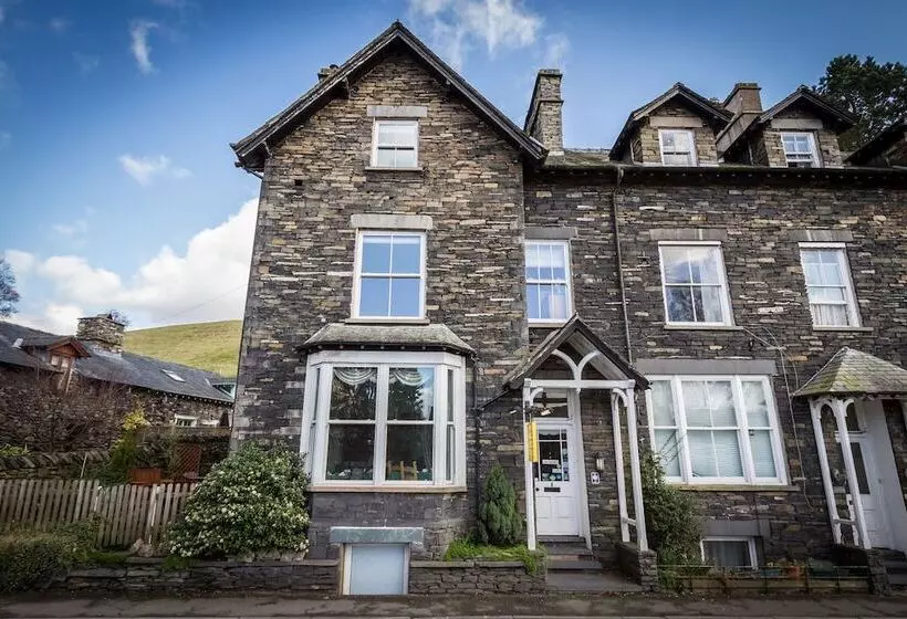 Aamiaismajoitus (B&B) Lyndale Guest House