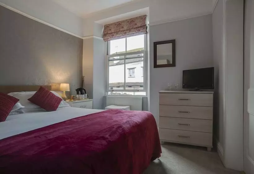 Aamiaismajoitus (B&B) Lyndale Guest House