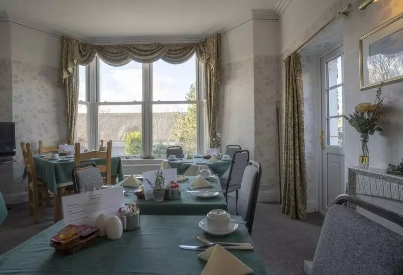 Aamiaismajoitus (B&B) Lyndale Guest House
