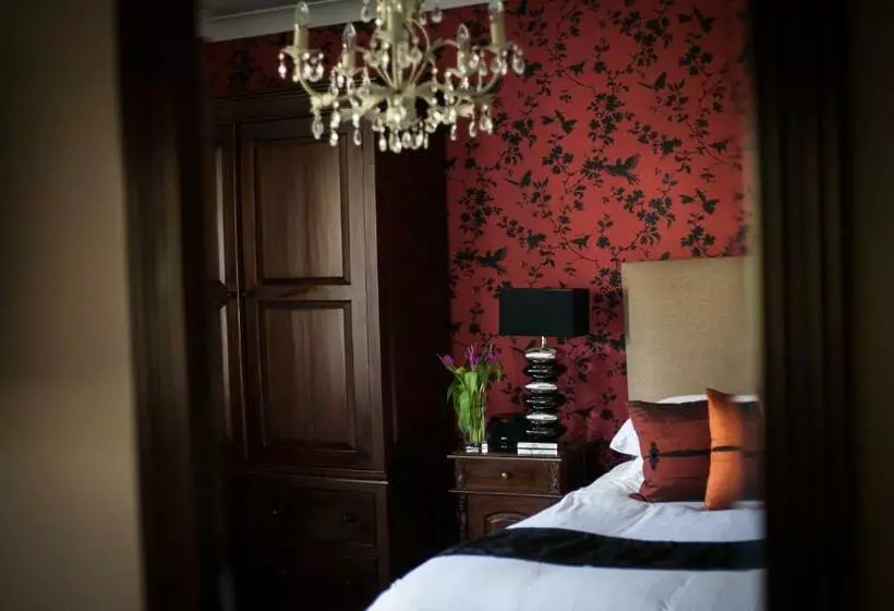 Bed and Breakfast Strete Barton House