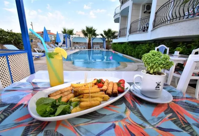 Cunda Paradise Otel