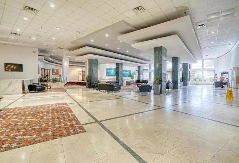 Deluxe Studios And Apartments At The Casablanca