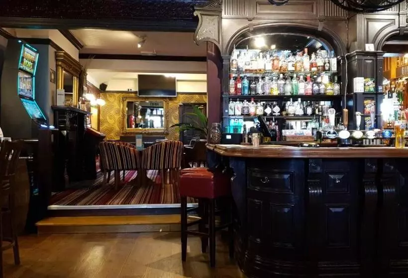 مسافرخانه The Grapes Pub