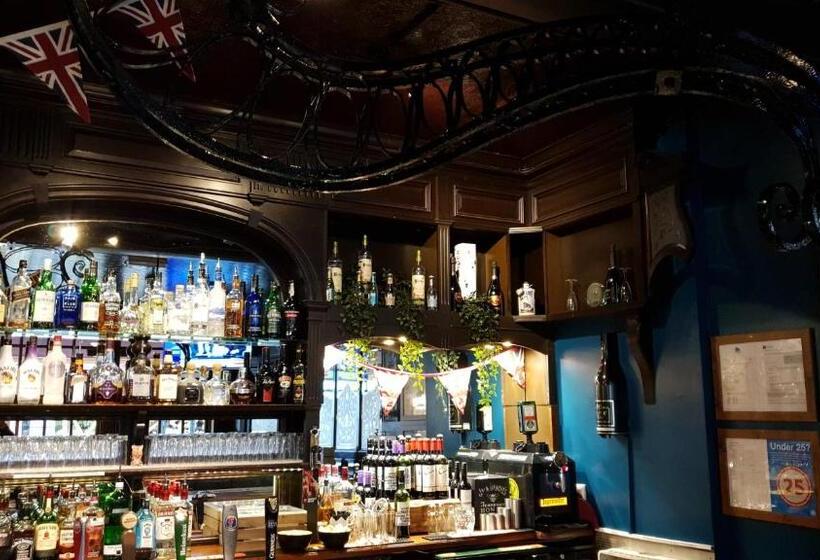 Pansiyon The Grapes Pub